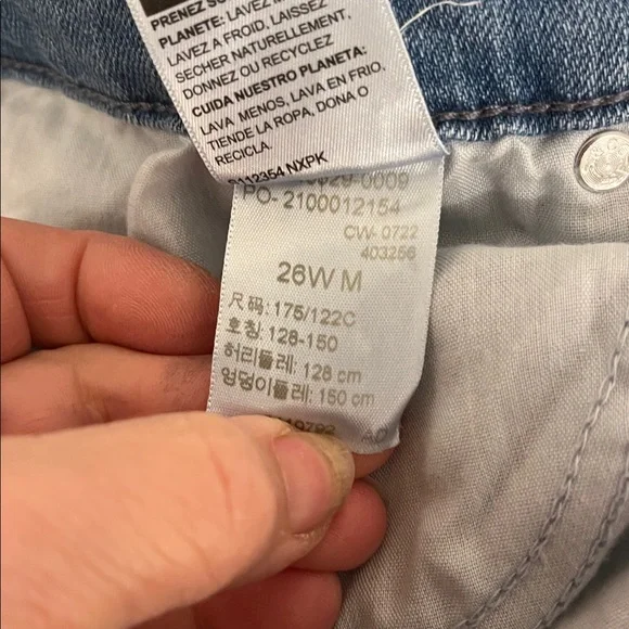 SIGNATURE LEVIS STRAUSS High Rise Skinny Distressed Jeans size 26w - Picture 15 of 16